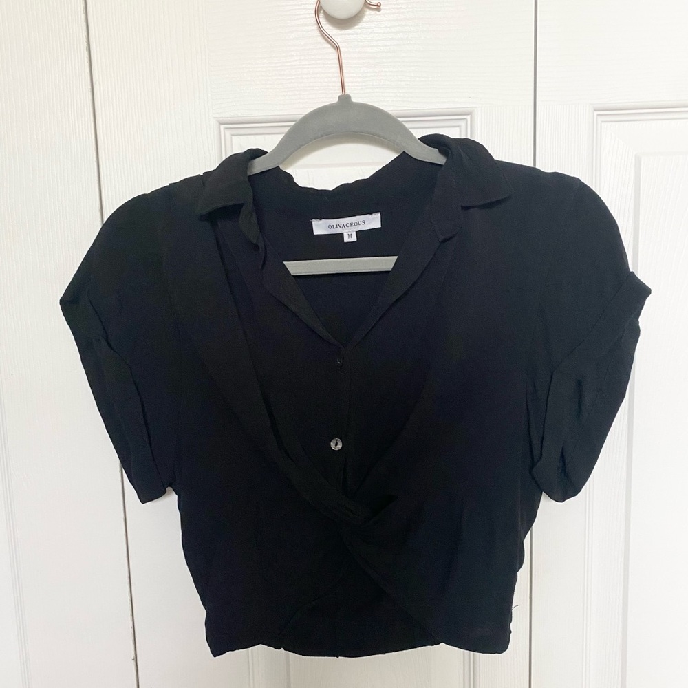Olivaceous, shirt, black, medium